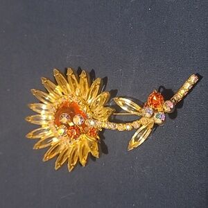 Sunflower red rhinestone brooch